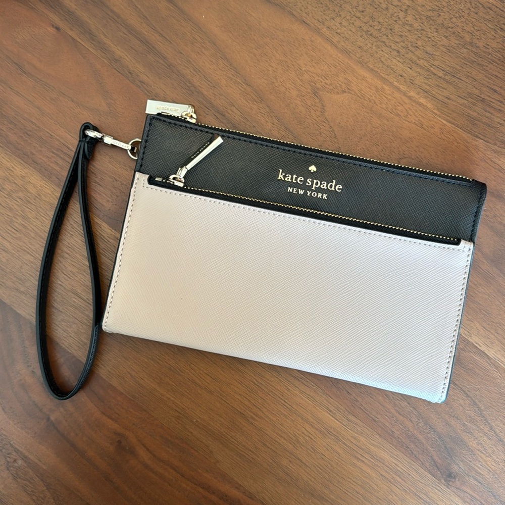 Kate Spade - Wristlet/Clutch bag